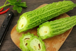 吃鸡吃瓜爆料是真的吗,真相揭秘，是真是假？